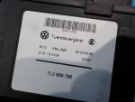 7L0959703 Моторчик стеклоподъемника задний левый VOLKSWAGEN Touareg 2002-2010