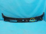 51717180743 Решетка стеклоочистителя (жабо) BMW 3 серия E90/E91 2003-2009