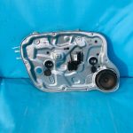 824711H000 Cтеклоподъемник передний левый KIA Ceed 2007-2012