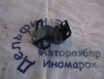 3C8831412B Петля двери передней правой нижняя VOLKSWAGEN Passat B6 2005-2009