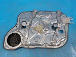 824711H000 Cтеклоподъемник передний левый KIA Ceed 2007-2012