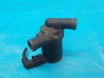 7L0965561D Насос водяной дополнительный (помпа) VOLKSWAGEN Touareg 2002-2010