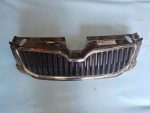 5E08537612ZZ Решетка радиатора Octavia A7 2013- SKODA 