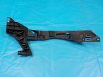 7L6807183D Кронштейн переднего бампера левый VOLKSWAGEN Touareg 2002-2010
