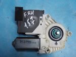 1K0959702L Моторчик стеклоподъемника передний правый VOLKSWAGEN Passat B6 2005-2009