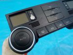 7L6907040D Блок управления климатконтроля VOLKSWAGEN Touareg 2002-2010
