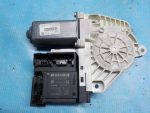 1K0959702L Моторчик стеклоподъемника передний правый VOLKSWAGEN Passat B6 2005-2009