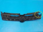 7P6853651A Решетка радиатора Volkswagen Touareg NF VOLKSWAGEN Touareg 2010-