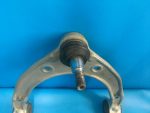 7L0407047 Рычаг передний верхний VOLKSWAGEN Touareg 2002-2010