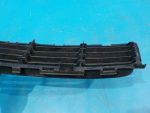 5311212120 Решетка переднего бампера центральная TOYOTA Auris (E15) 2006-2012