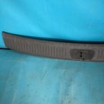 857704H000 Накладка замка багажника Hyundai Starex H1 - Grand Starex 2007-