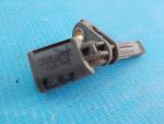 WHT003857A Датчик ABS левый VOLKSWAGEN Touareg 2002-2010