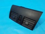 BDG755210C02 Дефлектор воздушный центральный MAZDA 3 (BL) 2009-2013
