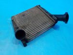 7L6145803 Интеркулер левый VOLKSWAGEN Touareg 2002-2010