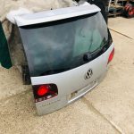 015988 Дверь - крышка багажника VOLKSWAGEN Touareg 2002-2010