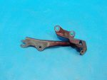 B32H52410A Петля капота правая MAZDA 3 (BK) 2003-2009