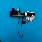 7l0827506e Замок багажника VOLKSWAGEN Touareg 2002-2010