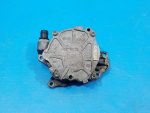 03L145100F Насос вакуумный VOLKSWAGEN Passat B6 2005-2009