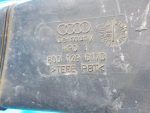 8D0129617D Воздуховод Audi A6 (C5) 1997-2004