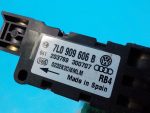 7L0909606B Датчик Air Bag передний VOLKSWAGEN Touareg 1 (7L) 2002-2010