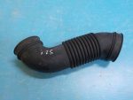 1376669K50 Патрубок воздушного фильтра SUZUKI SX4 2006-2013