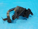 059145169AA Кронштейн насоса ГУР VOLKSWAGEN Touareg 1 (7L) 2002-2010