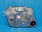 824811H000 Стеклоподъемник передний правый KIA Ceed (ED) 2007-2012