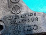 03L903143D Кронштейн генератора VOLKSWAGEN Passat B7 2011-2015