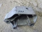 1K0199117CF Кронштейн КПП левый SKODA Octavia A7 2013-2020