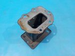 647102L000 Кронштейн усилителя переднего бампера левый Hyundai i30 2007-2012