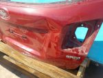737002P010 Дверь - крышка багажника KIA Sorento 2 (XM) 2009-2020