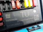 13368638 Блок предохранителей под капотом OPEL Astra J GTC 2010-2017