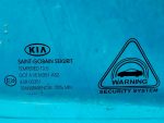 824211H020 Стекло двери передней правой KIA Ceed (ED) 2007-2012
