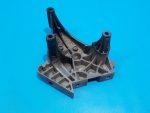 06F199207Q Кронштейн двигателя правый SKODA Octavia A5 (1Z) 2004-2013