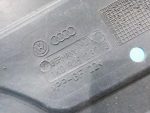 1K0825237J Пыльник двигателя центральный SKODA Octavia A5 (1Z) 2004-2013