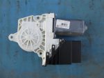 1K0959704D Моторчик стеклоподъемника задний правый VOLKSWAGEN Passat B6 2005-2009