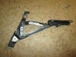 BBM452710A Петля крышки багажника правая Mazda 3 (BL) 2009- MAZDA 