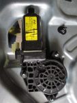 824602E000 Моторчик стеклоподъемника передний правый Tucson 2004-2010 Hyundai 
