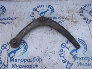 Рычаг передний правый