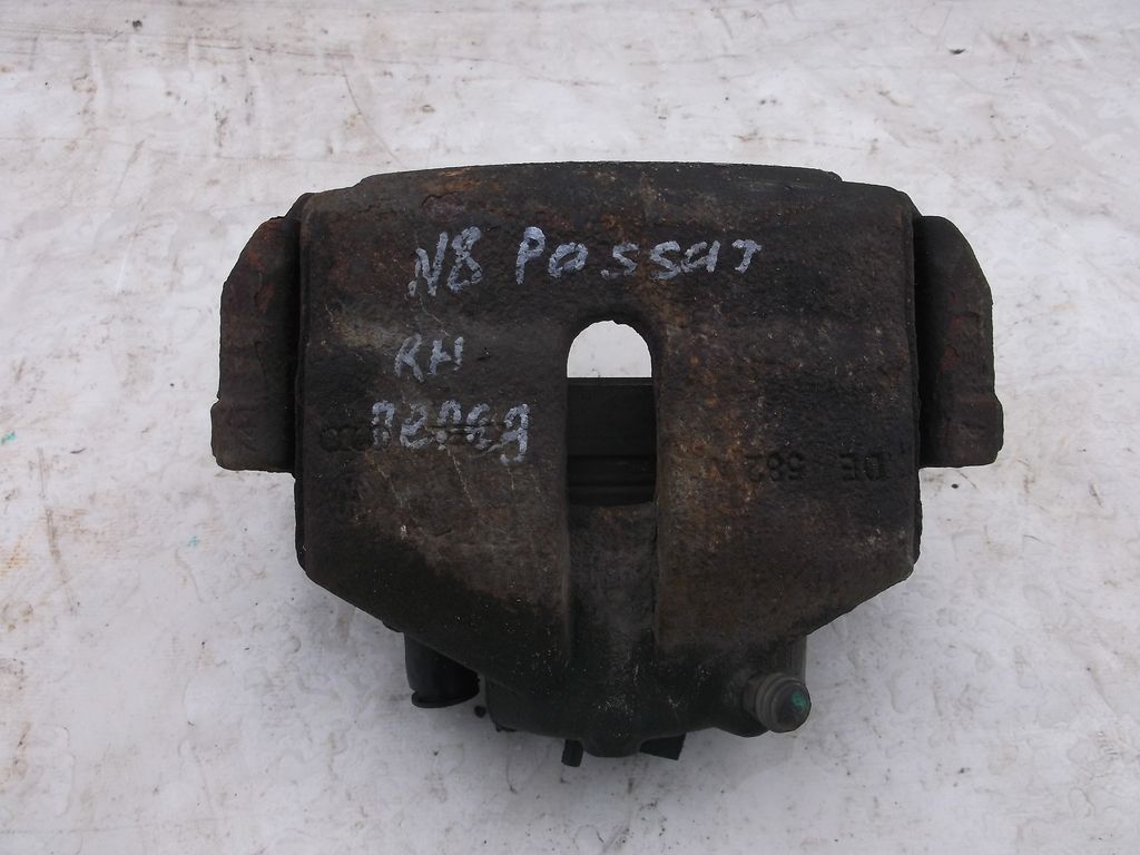 1K0615124B Тормозной суппорт передний правый VOLKSWAGEN Passat B6 2005-2009 1K0615124B Тормозной суппорт передний правый VOLKSWAGEN Passat B6 2005-2009