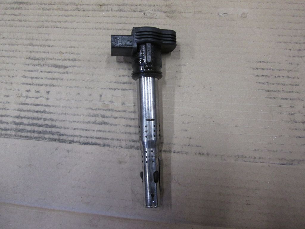 07K905715F Катушка зажигания Audi A6 (C6, 4F) 2005-2011 07K905715F Катушка зажигания Audi A6 (C6, 4F) 2005-2011