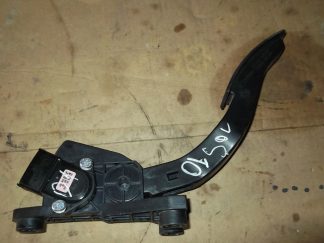 Педаль газа