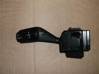 Переключатель сигналов поворота подрулевой