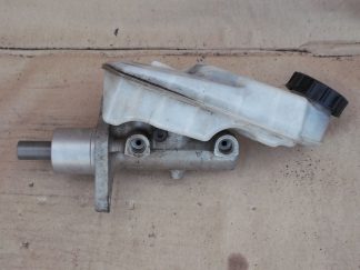 Цилиндр тормозной главный