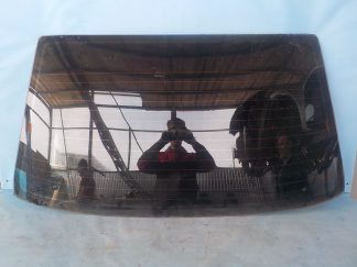 Стекло заднее