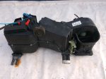 8D1820024B Корпус отопителя Passat B5 2000-2005 VOLKSWAGEN 