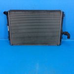 1K0121251DM Радиатор охлаждения двигателя VOLKSWAGEN Passat B6 2005-2009