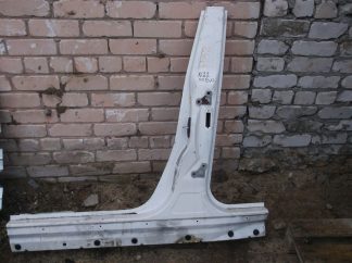 Порог левый со средней стойкой