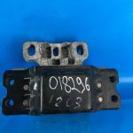 3C0199555AC Опора двигателя (подушка) левая VOLKSWAGEN Passat B7 2011-2015