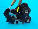 6903006200 Замок двери передний правый TOYOTA Camry V40 2006-2011
